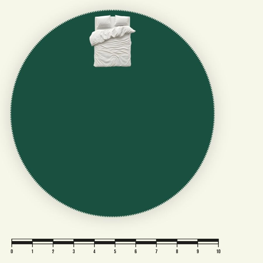 10m yurt scale diagram showing the circular floor area compared with a king-size bed.