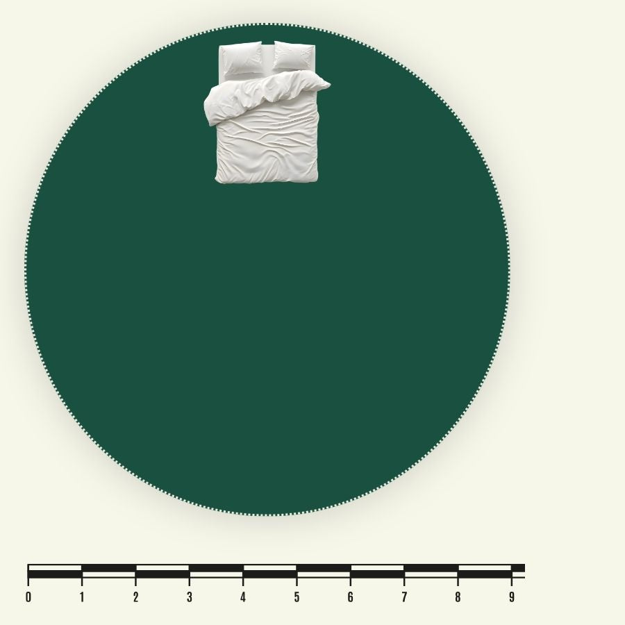 9m yurt scale diagram showing the circular floor area compared with a king-size bed.
